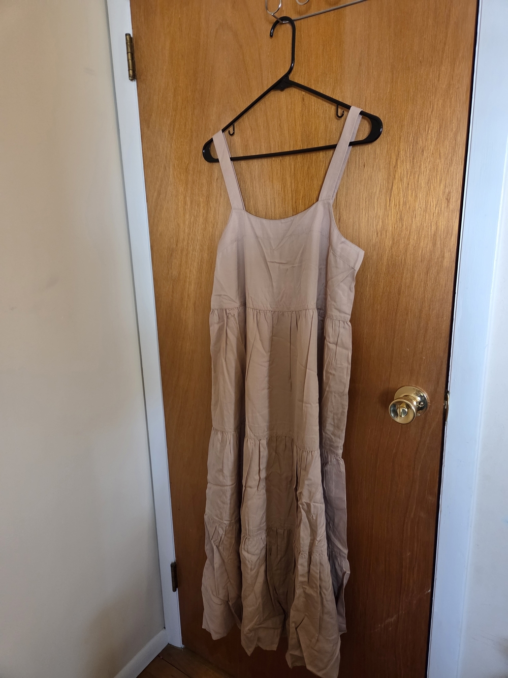 The Drop Sleeveless Tiered Maxi Dress in Taupe/Ginger